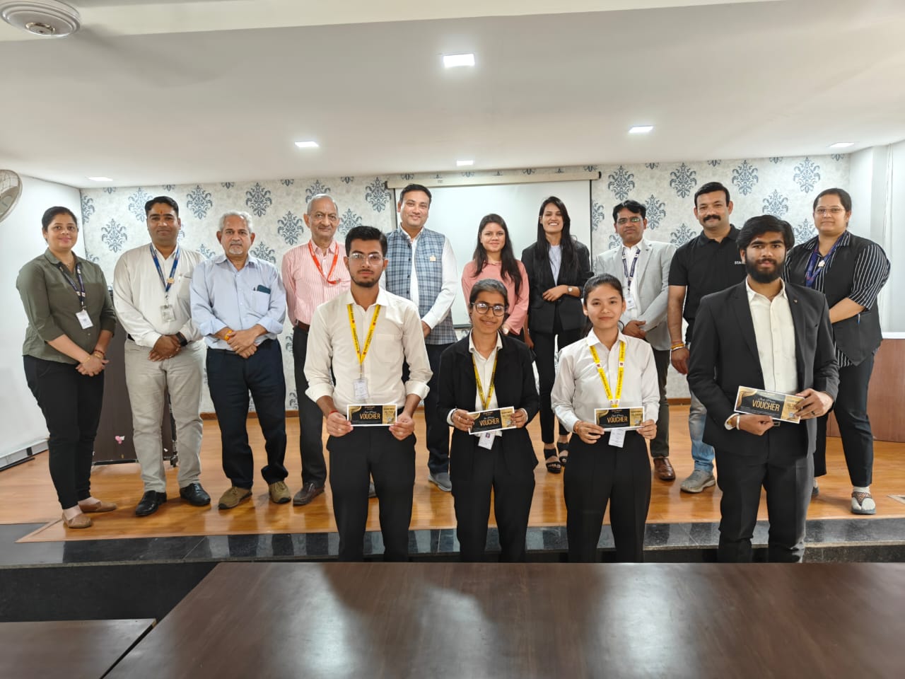 Campus Placement Training Program 16 Certificate distribution ceremony for students who completed the campus placement training program