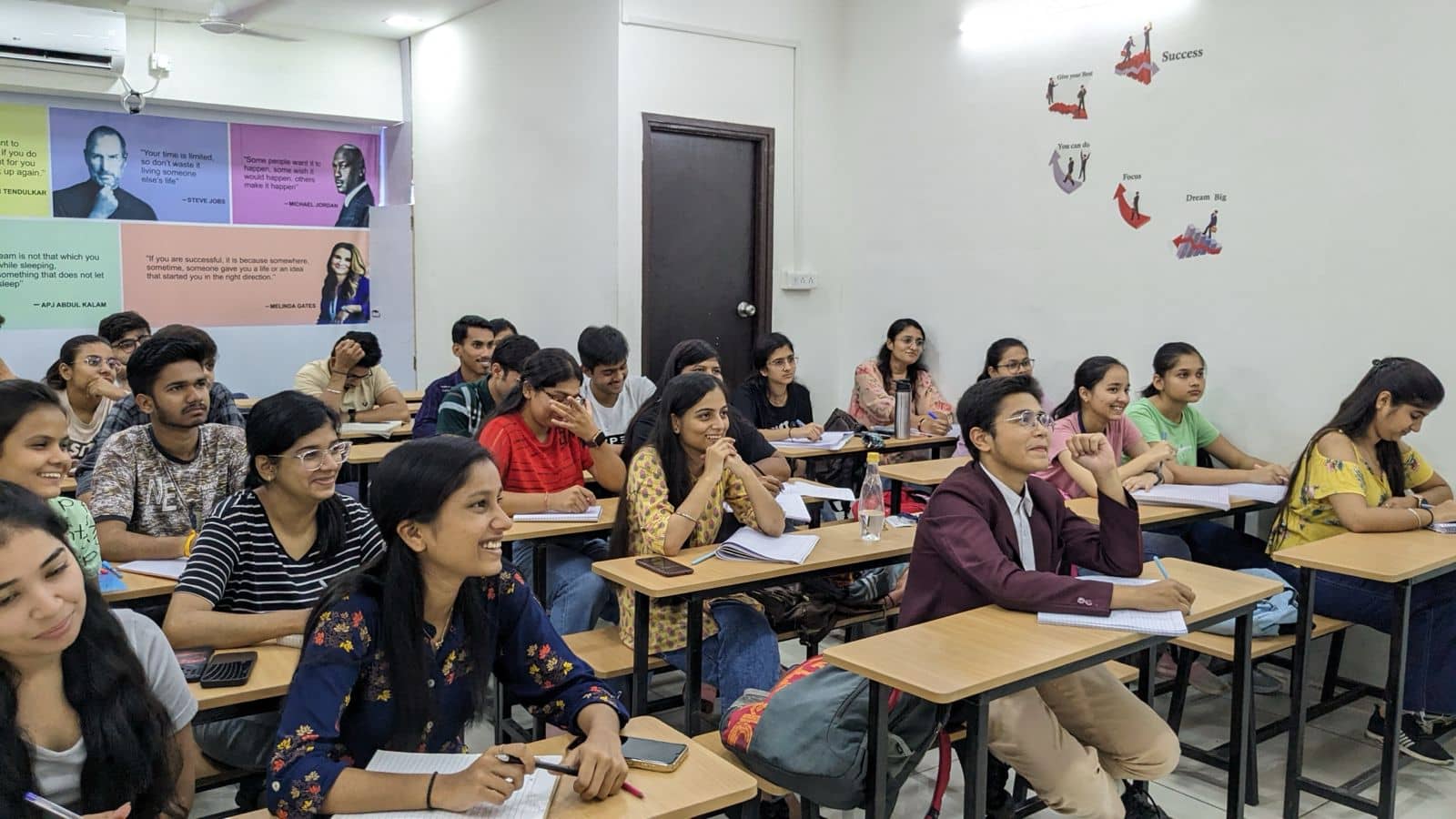 CAT coaching classroom at Stalwart Indore